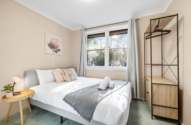 Private Room in Pymble Sleeps 2