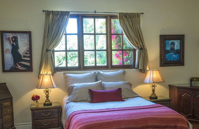Private Zen Room in Elegant Tuscan Estate