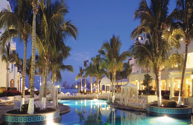 Pueblo Bonito Rose Resort on Medano Beach, Cabo San Lucas with Spa and full srvc