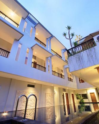 Puri Padma Hotel