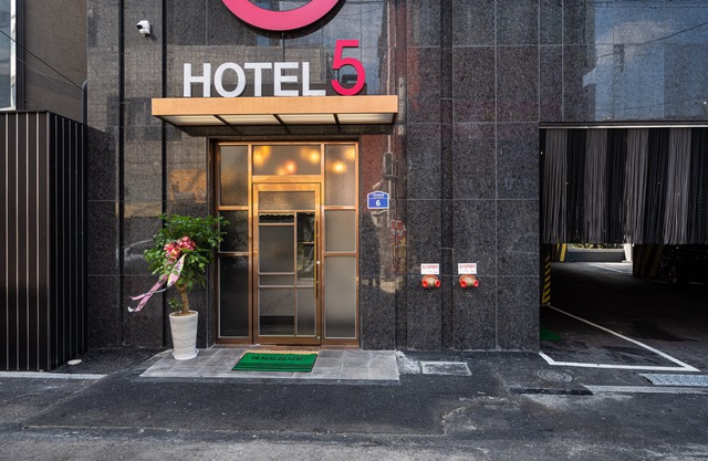 Pyeongtaek Hotels5