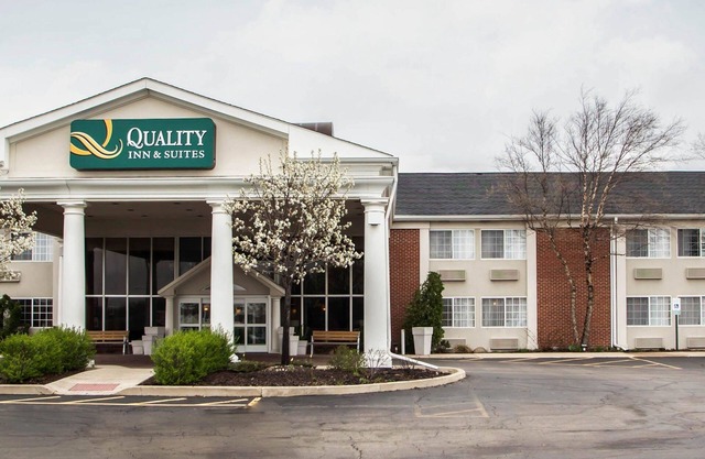 Quality Inn and Suites St Charles - West Chicago
