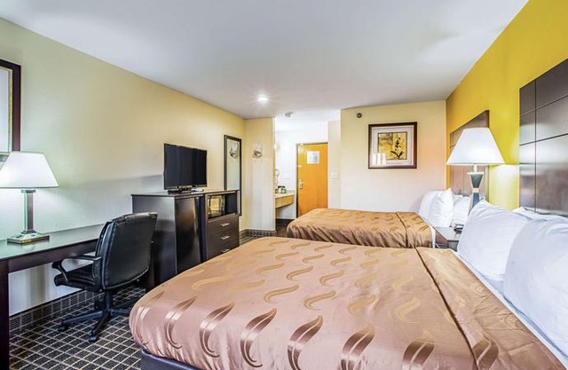 Quality Inn Carbondale University area