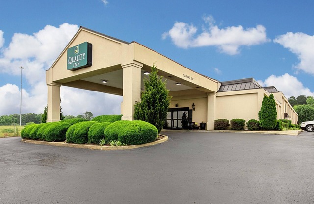 Quality Inn Holly Springs South