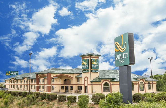 Quality Inn Raton