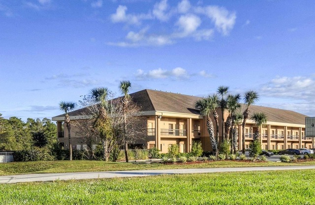Quality Inn - Weeki Wachee