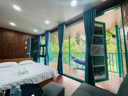 Quang Minh River View Resort