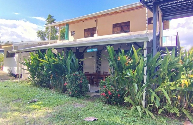 Quiet and private room with AC close to the beach - Perfect for a getaway