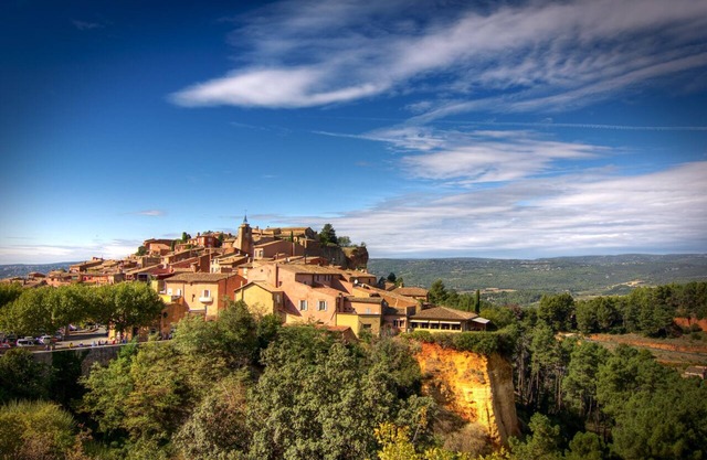 Quiet flat in Bonnieux countryside