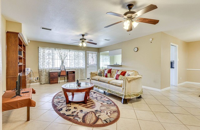 Quiet Houston Home w/Porch - Near Park & Trails!