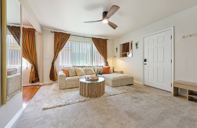 Quiet North Park Luxury Condo w/Free Parking & A/C