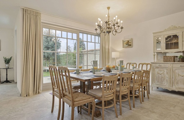 Quietly located villa in Sint-Idesbald!