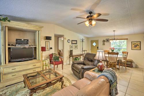 Quincy Home with Deck and Outdoor Patio Furniture
