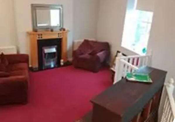 Quirky Cottage - Two Bedroom House, Sleeps 6