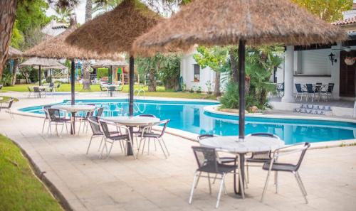R157 - Casa Alorda Park con Piscina , Jardin y Cerca de la Playa