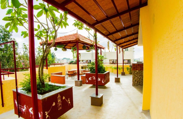 Rainbow Service Apartment