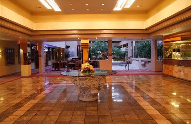 Ramada by Wyndham Viscount Suites Tucson East