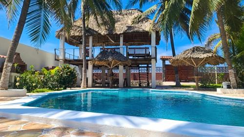 Rancho Cali, Playa Las Hojas, El Salvador