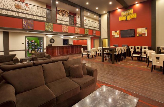 Red Lion Inn & Suites Kent - Seattle Area
