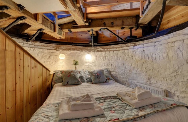 Red Mill - Three Bedroom House, Sleeps 6