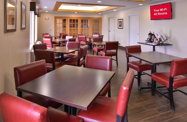 Red Roof Inn Clyde