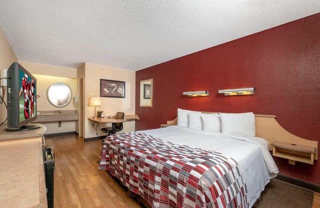 Red Roof Inn Mystic New London