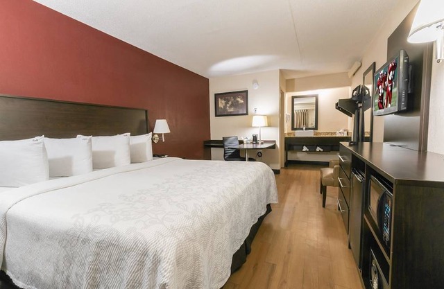 Red Roof Inn PLUS Washington DC - Manassas