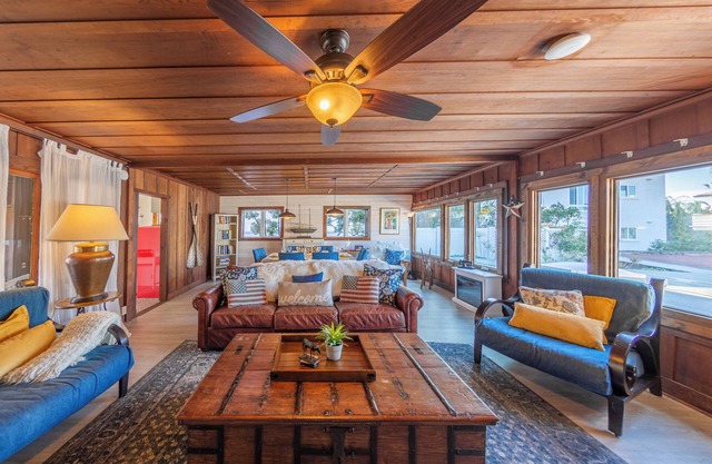Redwood Hollow Cottages