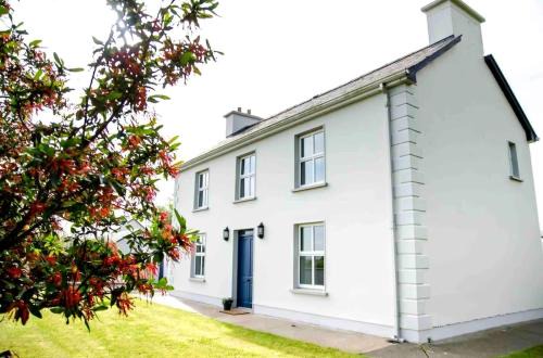 Reeks View Farmhouse