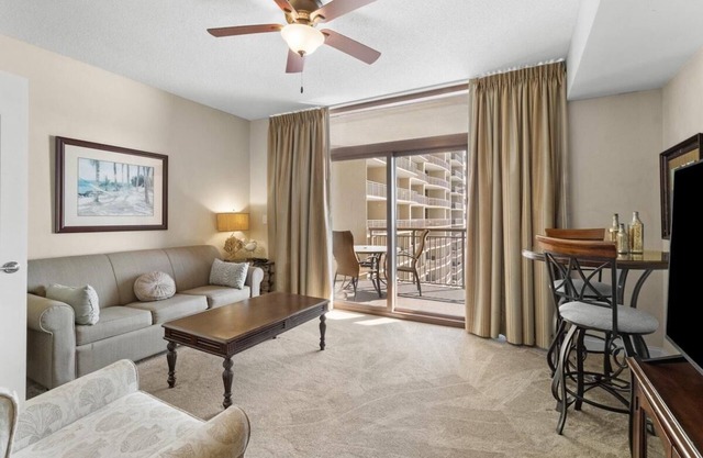 Relax and Unwind: Oceanfront 1 Bdrm Condo