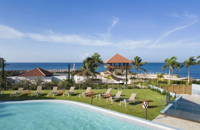 Relaxing Stay Just Steps from Beautiful Caleta Beach – Relax in a Prime Location