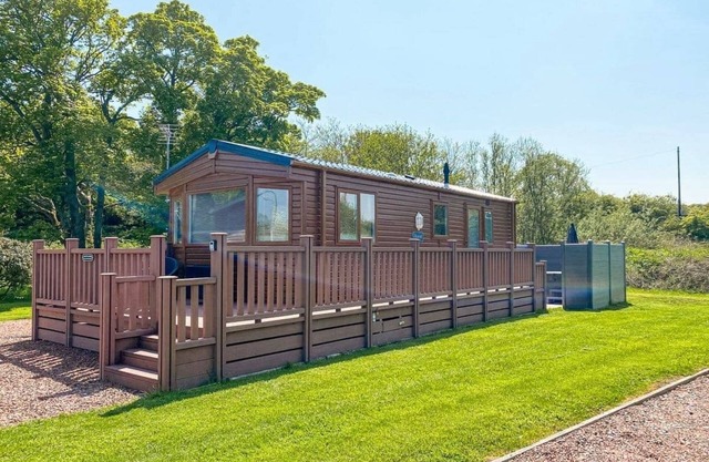 Remarkable 2-Bed Lodge in Northumberland