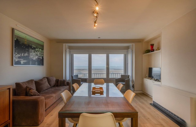 Renovated flat suitable for 6 people.
