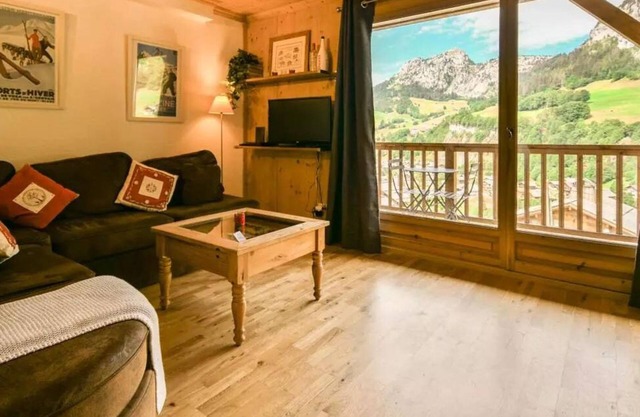 Residence Refuge Des Outalays B - Refuge B4, Beautiful apartment at the foot of the slopes