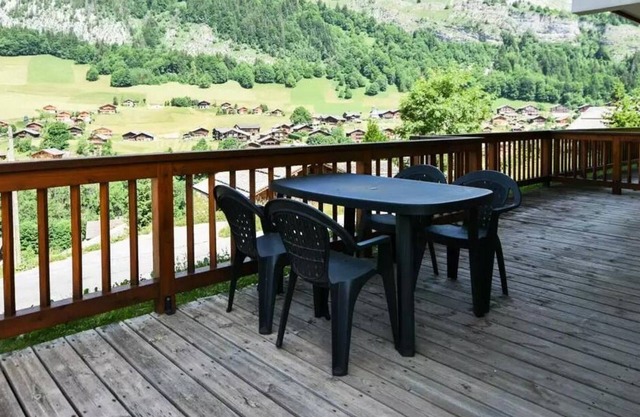 Residence Refuge Des Outalays C - Refuge C1, Apartment 50m from the slopes, 2/4 persons