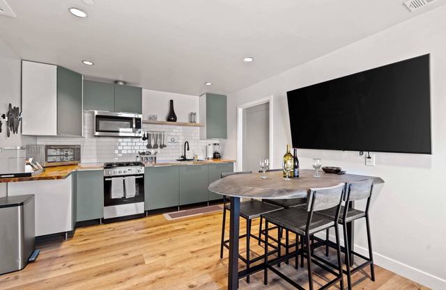 Resort Perks: Lookout Suite + kitchen + game tent