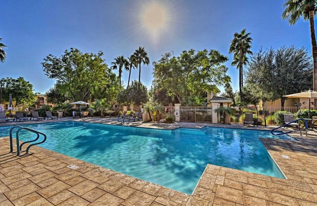 Resort-Style Condo - 15 Miles to Downtown Phoenix!
