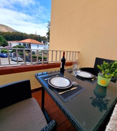 Ribeirinho Apartment - Machico Beach