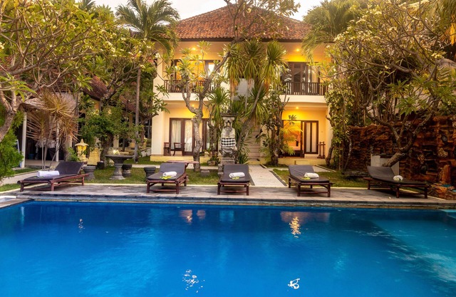 Rising Star Dive Resort