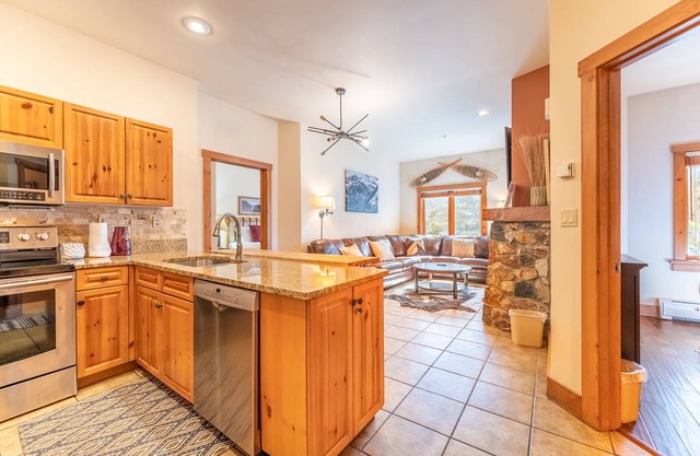River Run Condo w/Private Balcony & Mountain Views, Short Walk to Base Area!