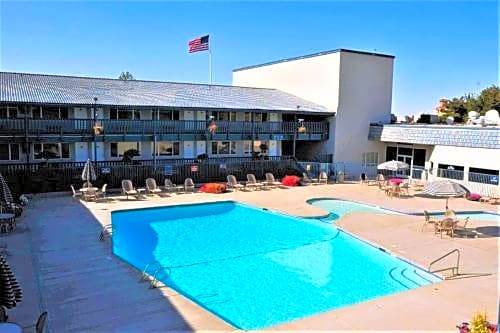 Riverfront Hotel; SureStay Collection by Best Western