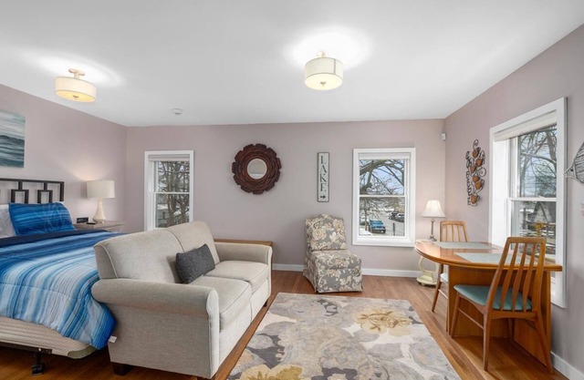 Riverview - Studio Apartment, Sleeps 2
