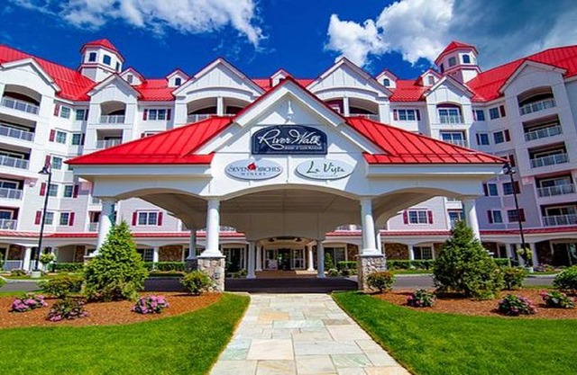 Riverwalk Resort At Loon Mountain