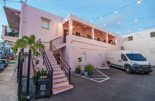 Room 9: Sleek & Serene Stay in San Juan