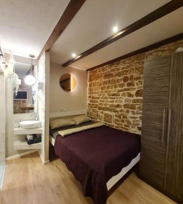 Rooms & Studio Apartments Šibenik