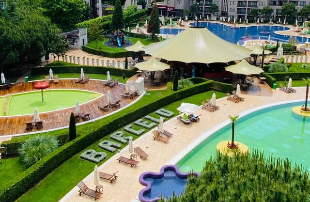 ROYAL BEACH - Modern & Private Apartments in center Sunny Beach