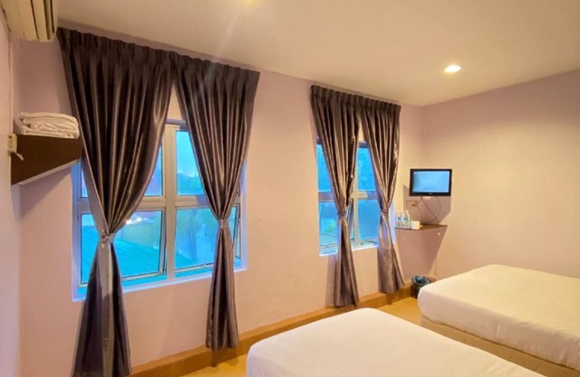 ROYAL HOTEL by MR VJ Business