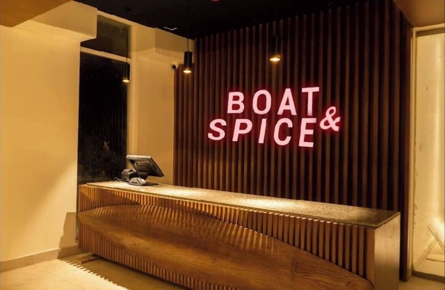 Royal Pearl Suites