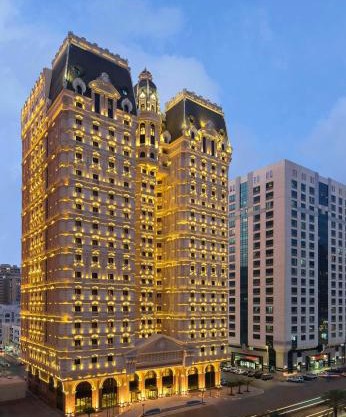 Royal Rose Abu Dhabi, a Curio Collection by Hilton Affiliated Hotel