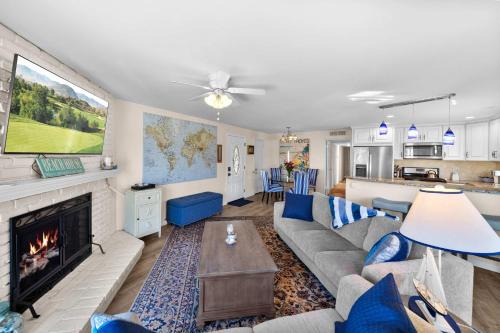 Ruby Villa B - Upper Unit for 6
